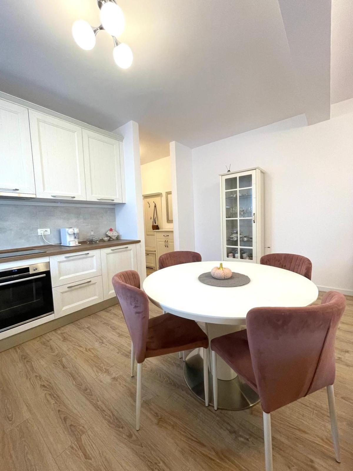Negruzzi Apartment Dumbravita  Екстер'єр фото