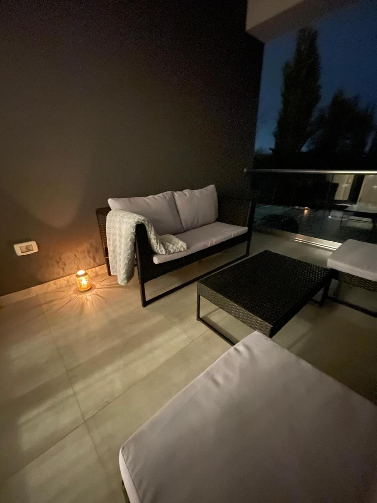 Negruzzi Apartment Dumbravita  Екстер'єр фото